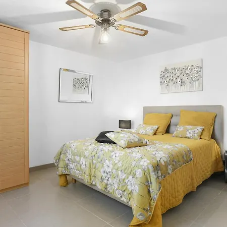 Maison Au Soleil D'azur *