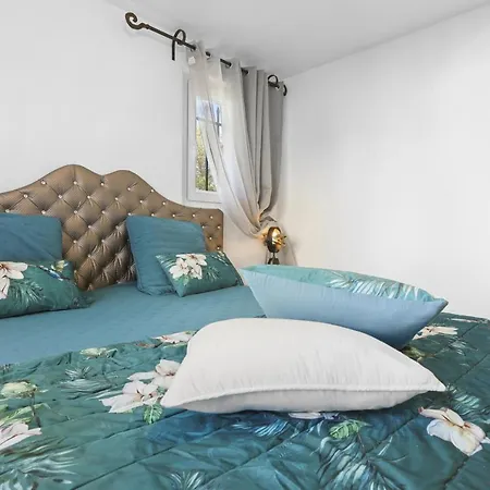 Maison Au Soleil D'azur